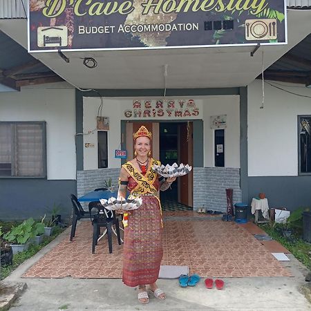 Mulu D Cave Homestay المظهر الخارجي الصورة