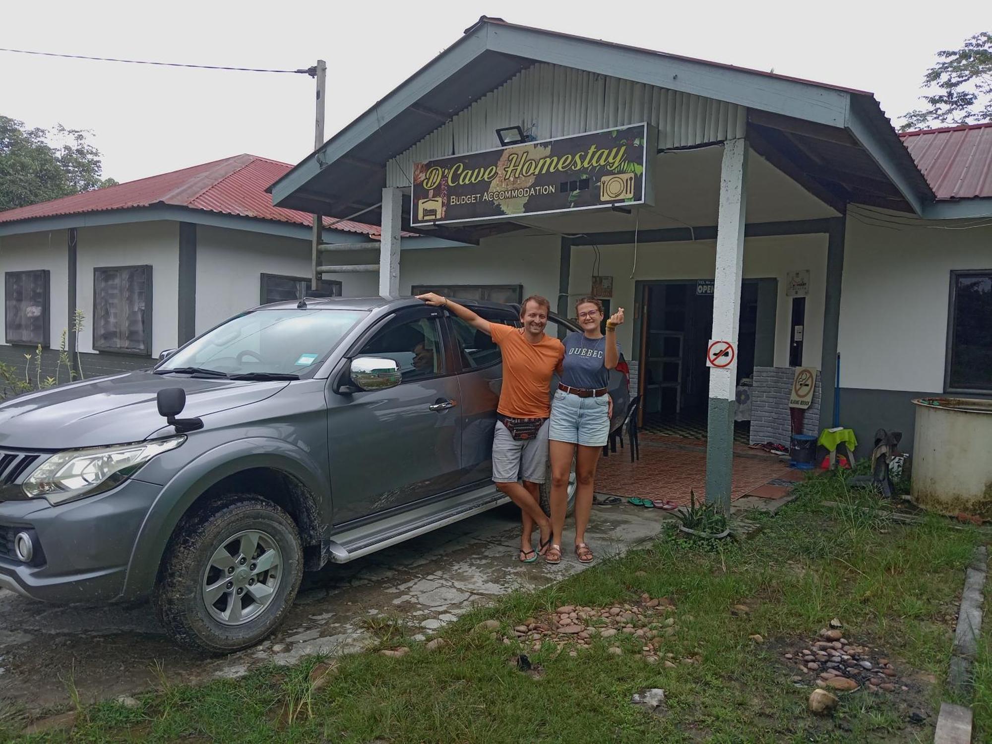 Mulu D Cave Homestay المظهر الخارجي الصورة