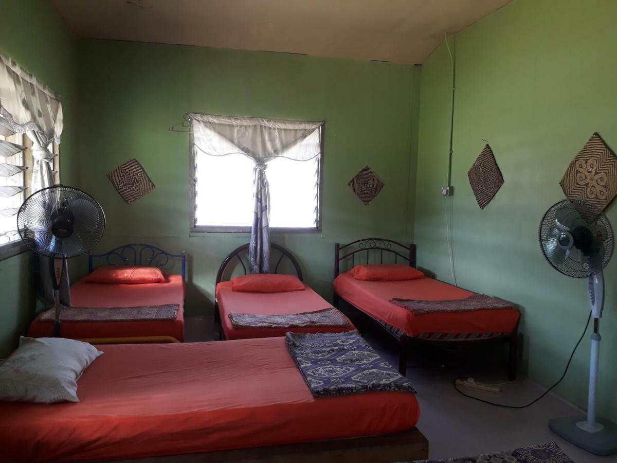 Mulu D Cave Homestay المظهر الخارجي الصورة