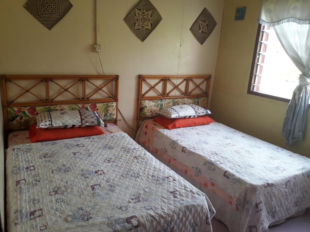 Mulu D Cave Homestay المظهر الخارجي الصورة