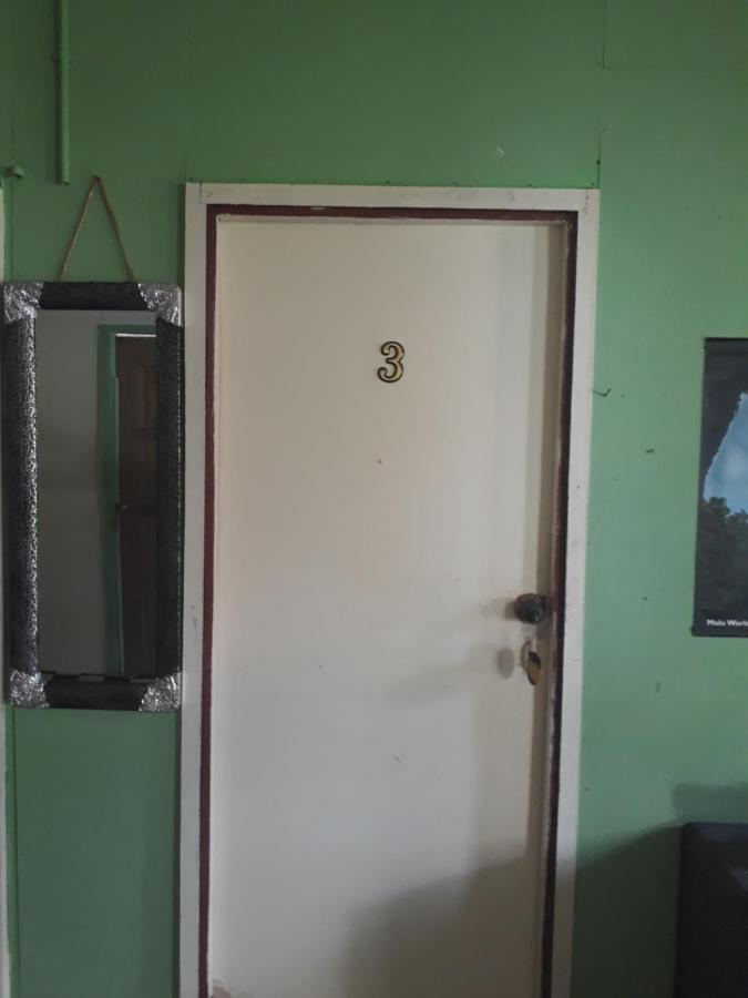Mulu D Cave Homestay المظهر الخارجي الصورة